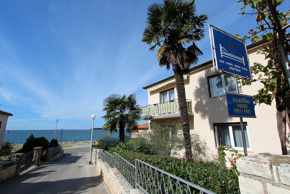 Фото Rooms and Apartments Bella Vista