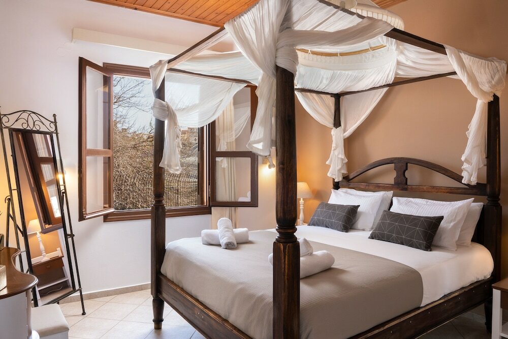 Фото Artemis Rooms Chania