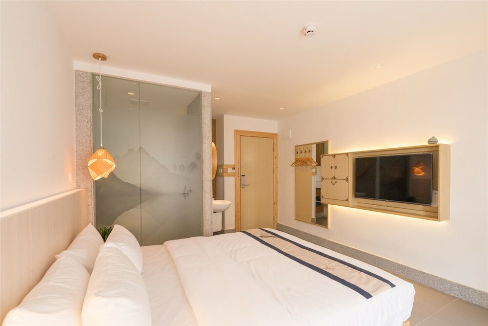 Фото Zen Tea House Elephant Trunk Hill Park