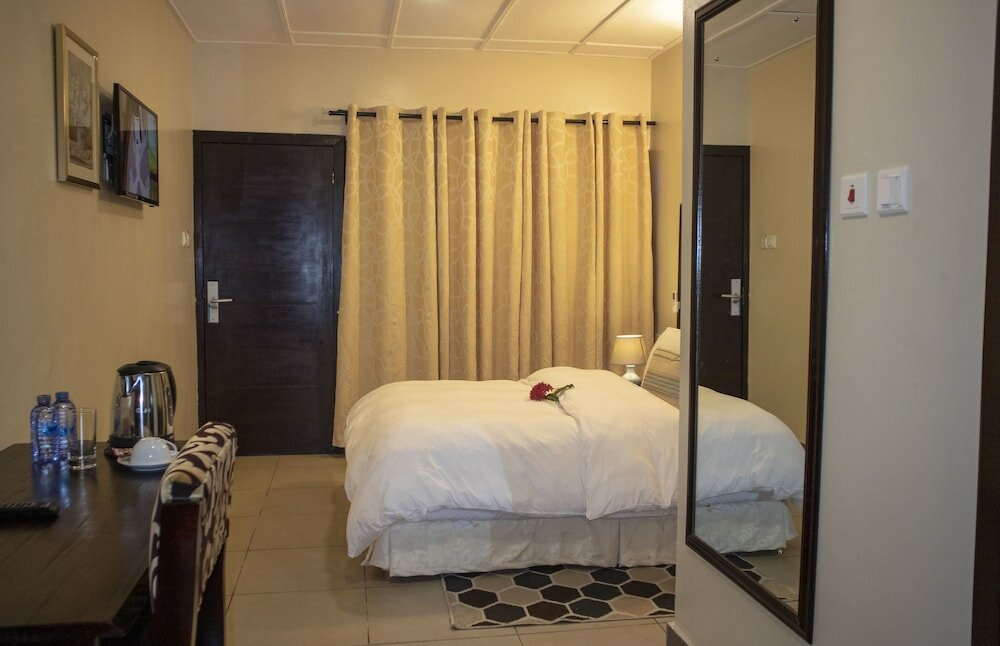 Фото Ssnit Guest House