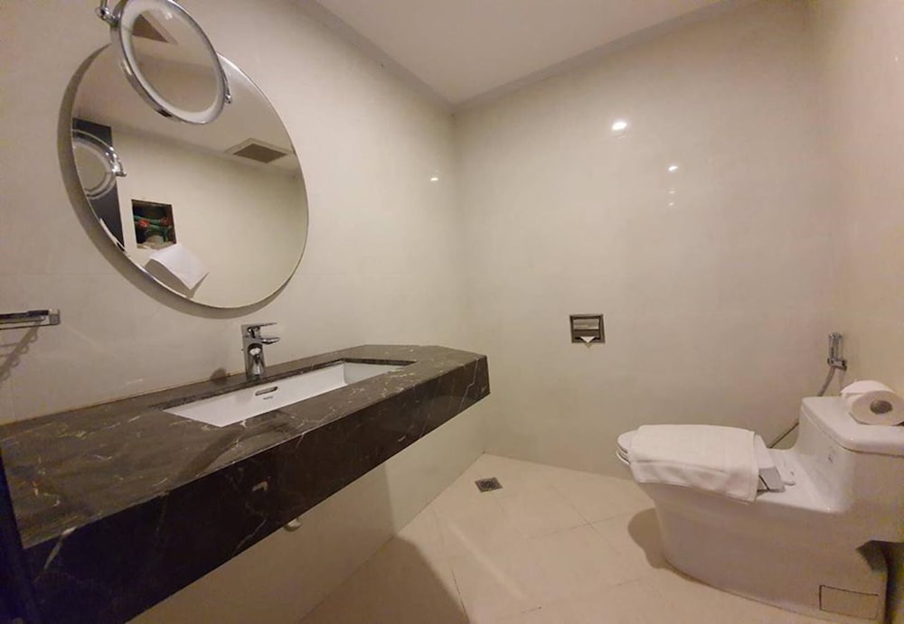 Фото Aaron Vientiane Hotel