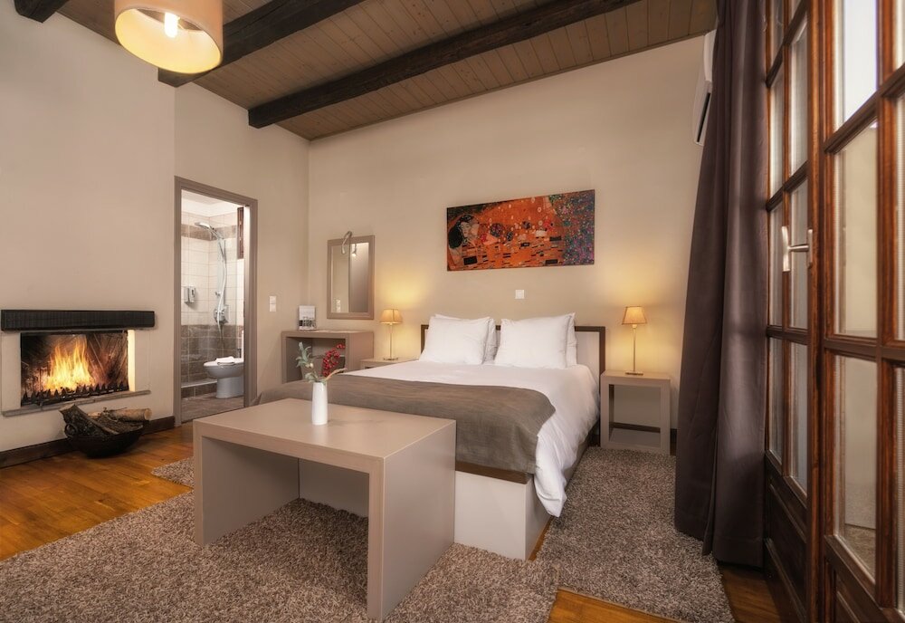 Фото Gefyri Hotel