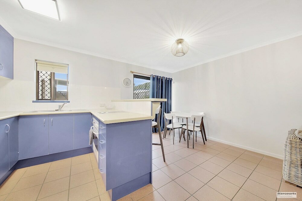 Фото Driftwood On The Beach