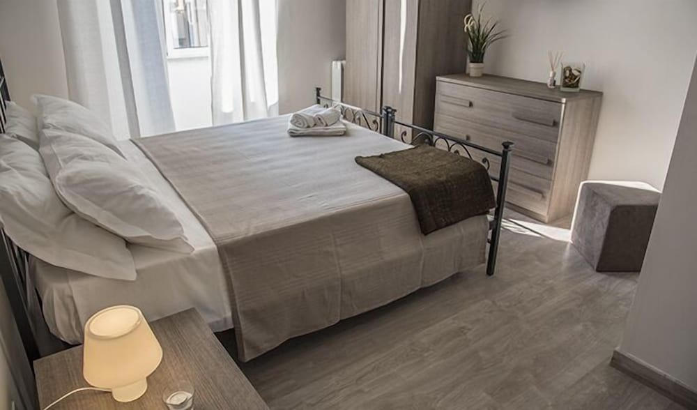 Фото Grandis Rooms