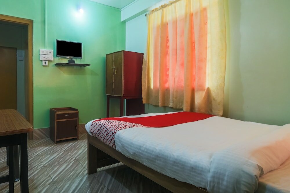 Фото Oyo 18330 Stay At Jo's Guest House