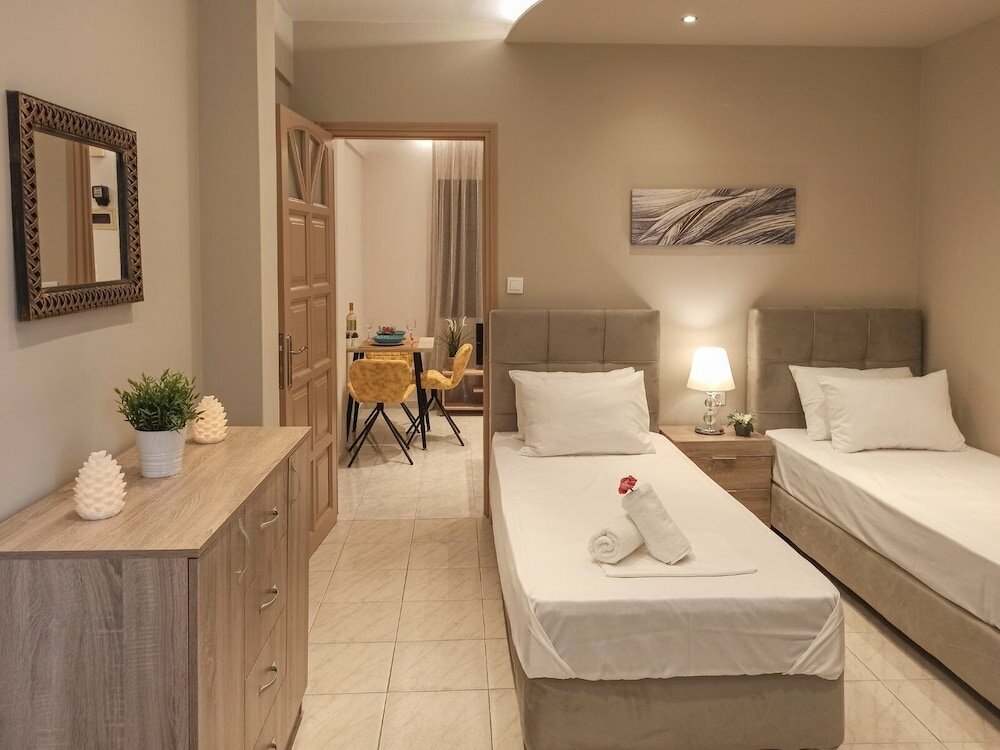 Фото Chrissomallis Apartments