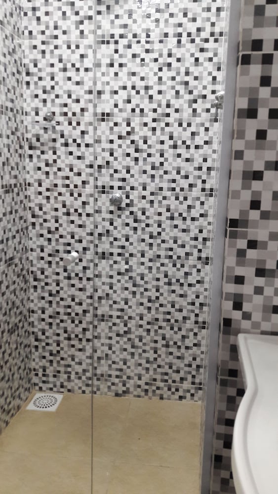 Фото Linhares Kitnets