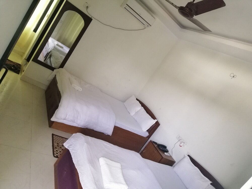 Фото Hotel Suramma