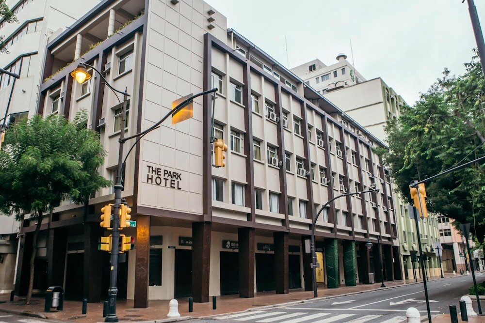 Фото отеля 1