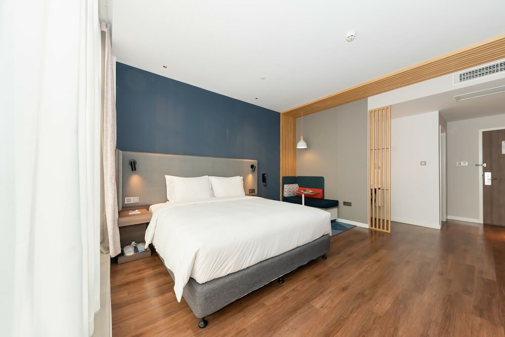 Фото Holiday Inn Express Shanghai Tangzhen, an Ihg Hotel