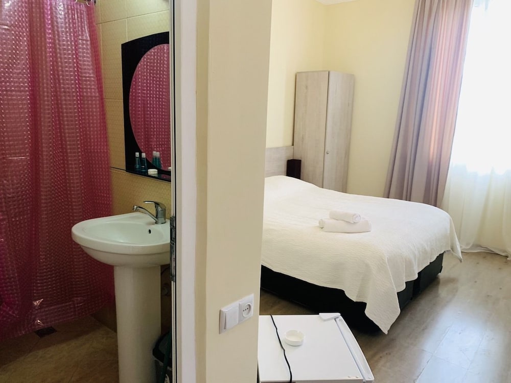 Фото Отель Амиго I