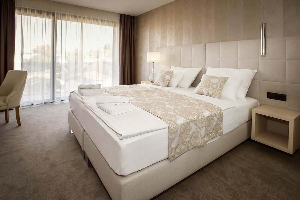 Фото Hotel Maritim