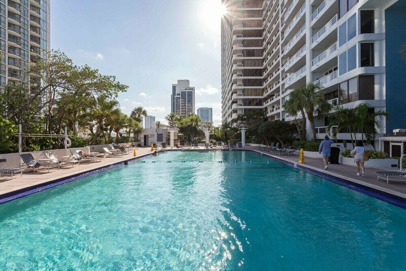 Апартаменты Edgewater Hideaway Minutes to Brickell в Майами