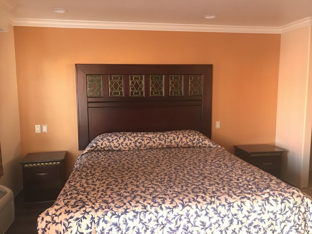 Фото Hyland Motel