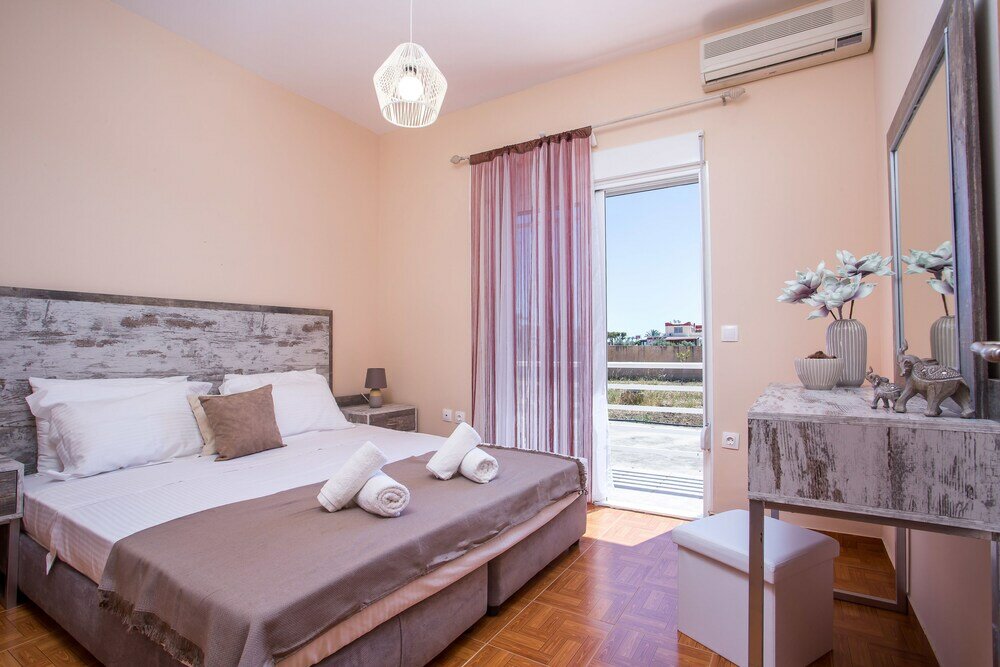 Фото Kalathos Villa