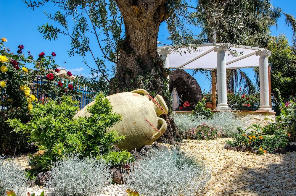 Фото Mediterranean Charm