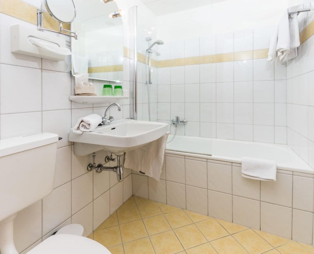 Фото Zur Post & Appartementhaus Kern