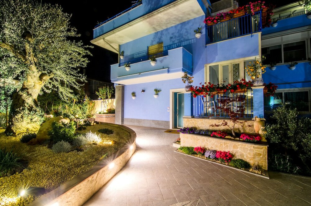 Фото Mediterranean Charm