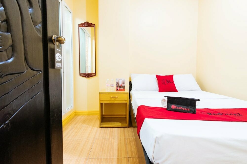 Hotel RedDoorz Plus near Strawberry Farm Baguio, La Trinidad, photo