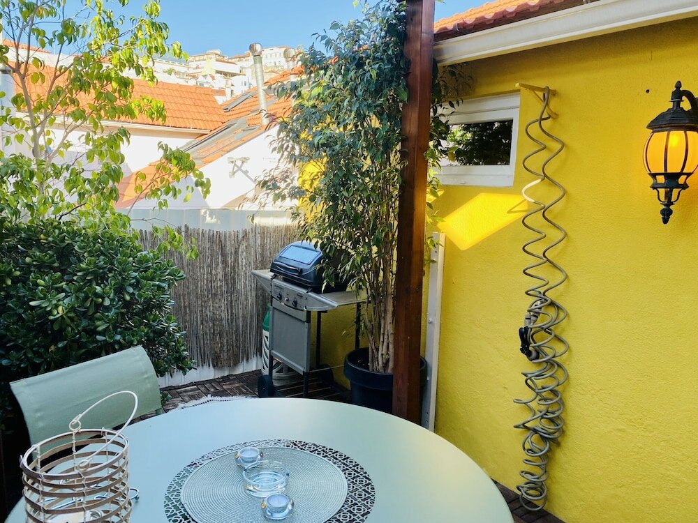 Фото Studios with Mezzanine Rua da Moeda