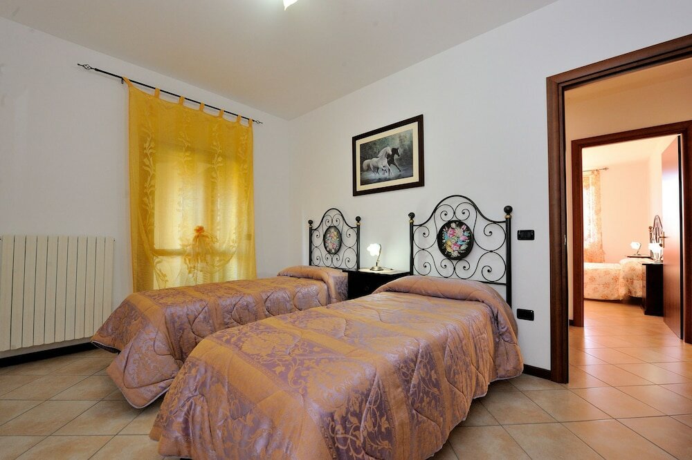 Фото Agriturismo Lustrinu