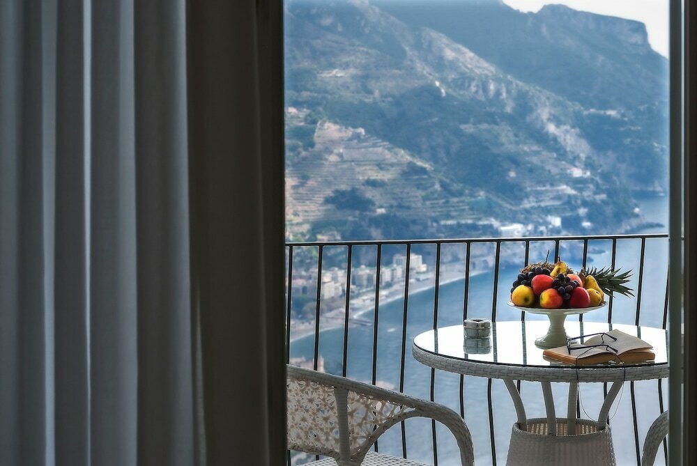 Фото Garden Hotel