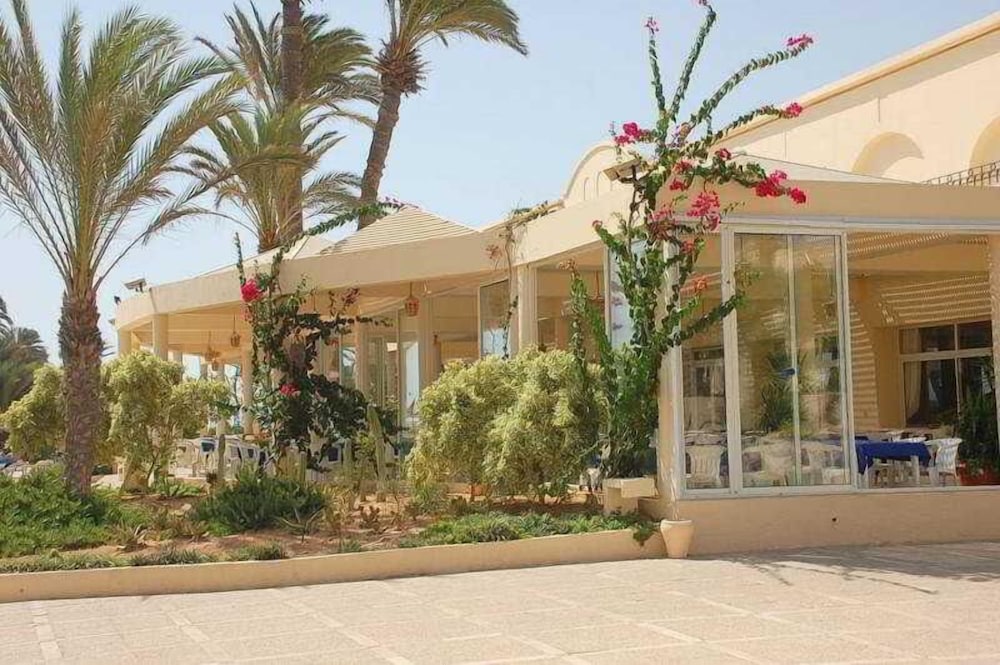 Фото Zephir Hotel & SPA