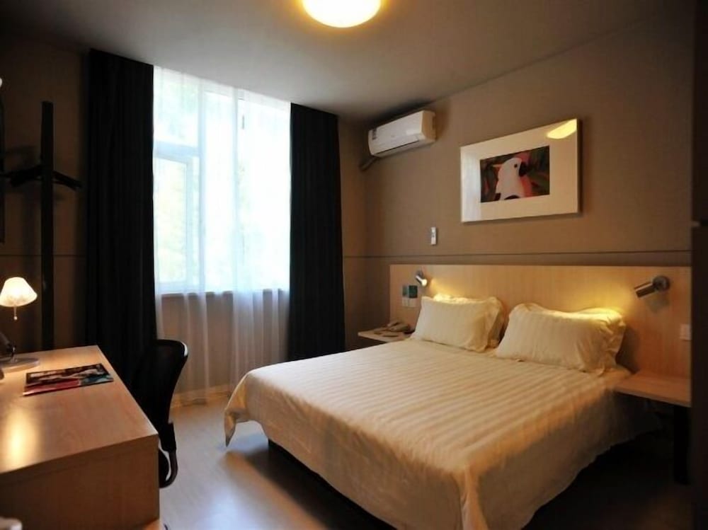 Фото Jinjiang Inn Xinchang Gushan Road Big Buddha Temple