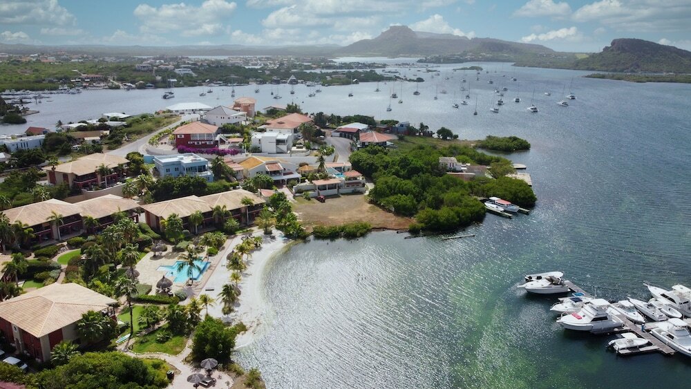 Фото La Maya Beach Spanish Water Luxury Apartment