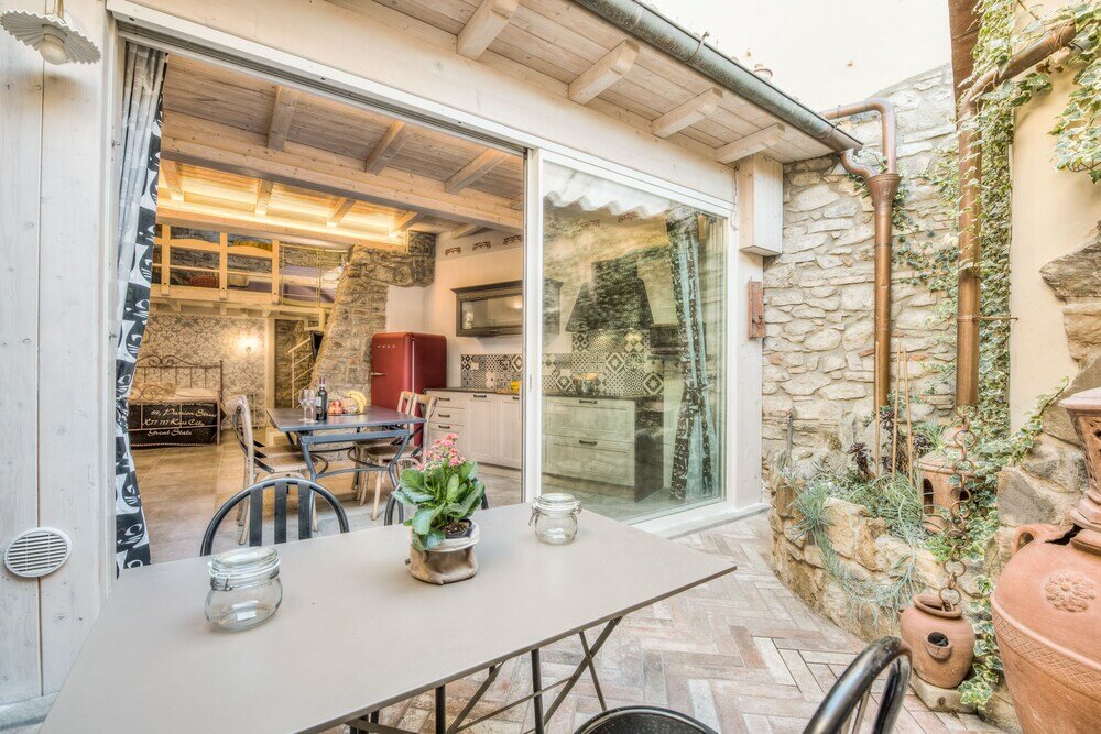 Фото Giglio Apartments