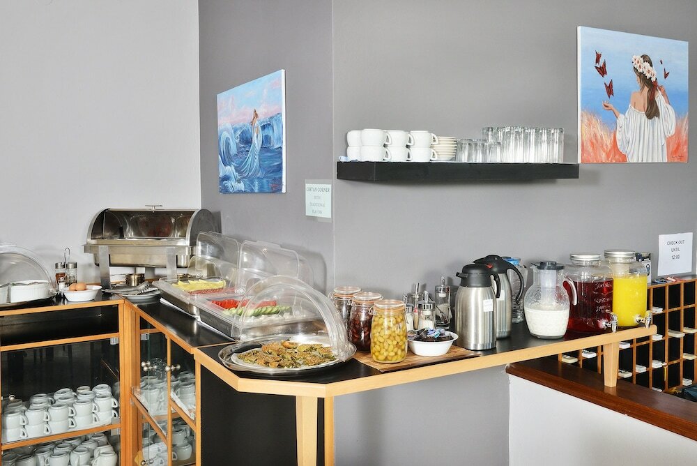 Фото Nereides Hotel