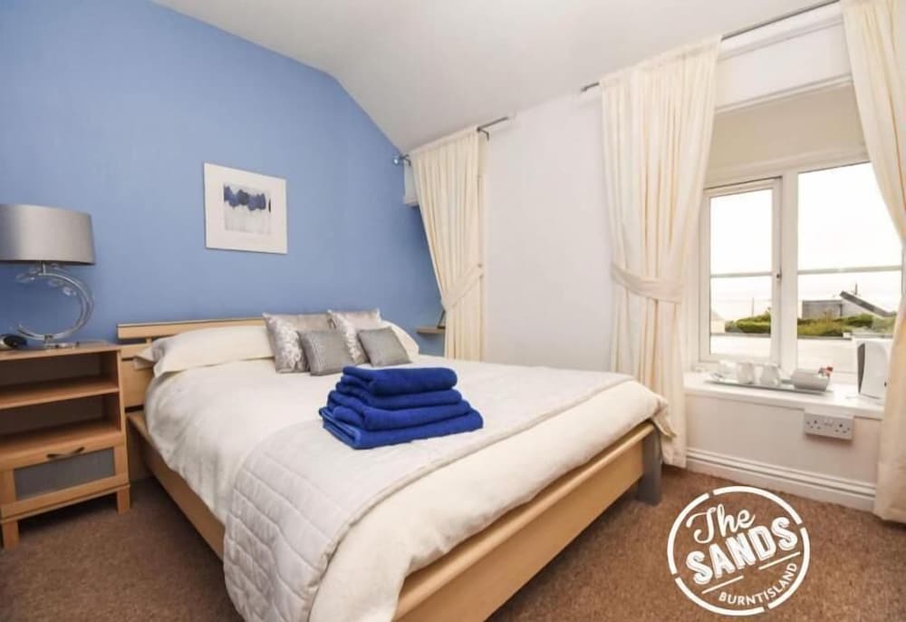 Фото Burntisland Sands Hotel