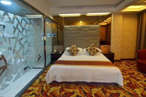Гостиница Yiwu Yuejia Hotel в Иу