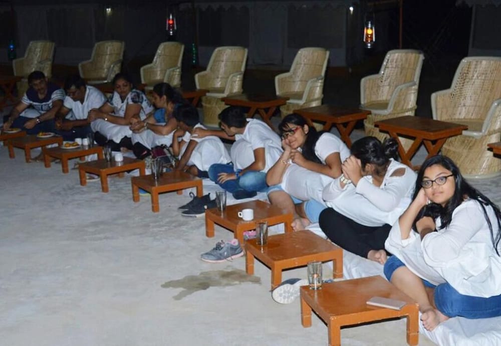 Фото Sunrise Desert Resort