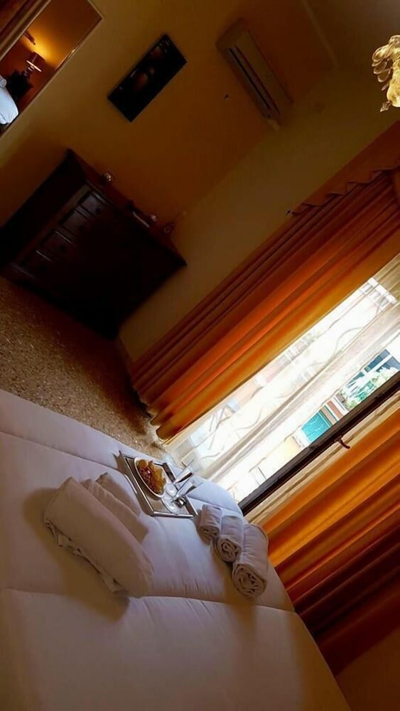 Фото Friendly House Rome