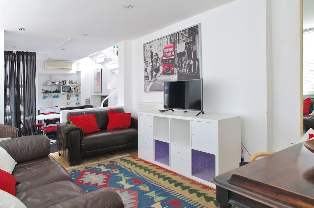 Фото The London Agent Camden Photo Library