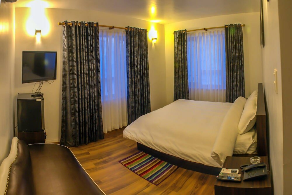 Фото отеля 3