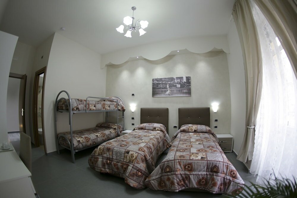 Фото Donn'Anna Bed & Breakfast