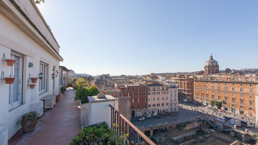 Фото Rental in Rome Ceaser Penthouse