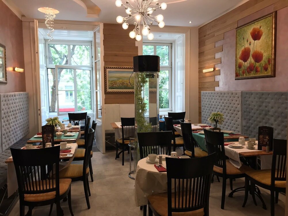 Фото Urban Boutique Hotel