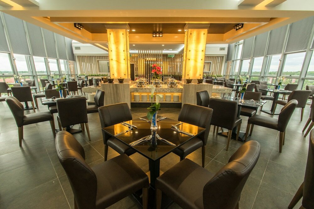 Фото Hotel Labuan Point