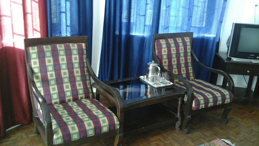 Фото Hotel Dev Cottage