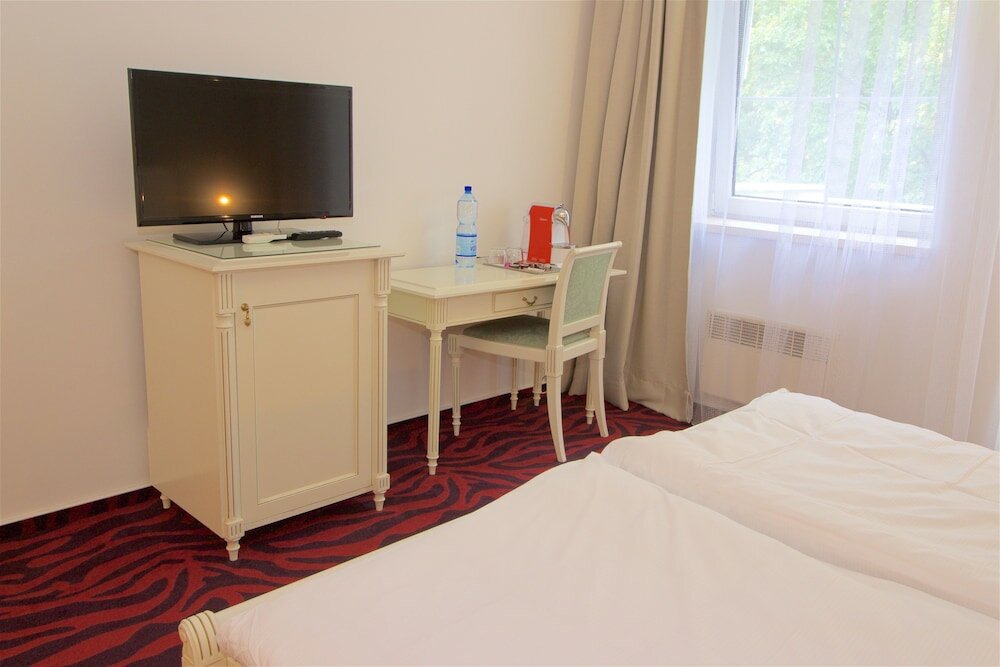 Фото Hotel Galant Lednice