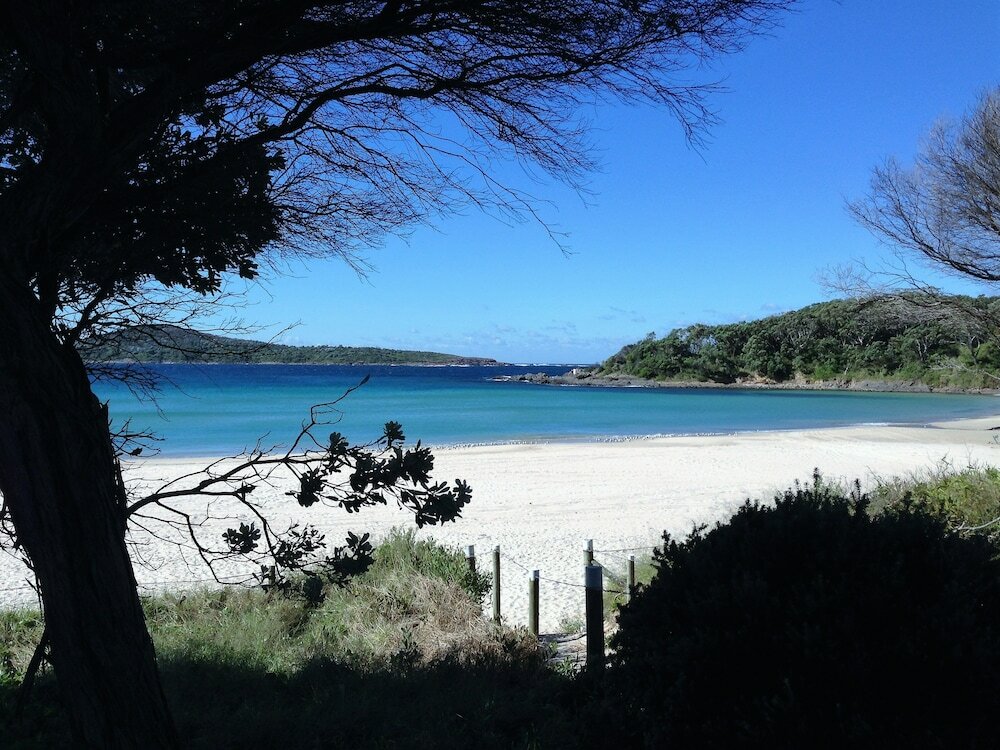 Фото Seafaring at Fingal Bay