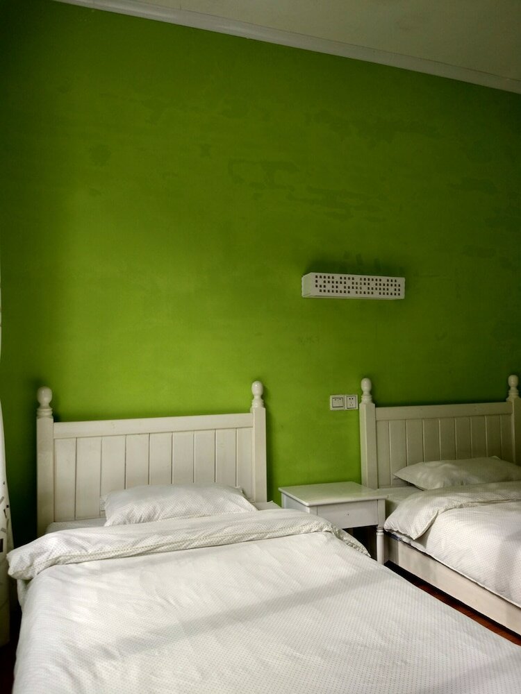 Фото Gestern Inn-English Service