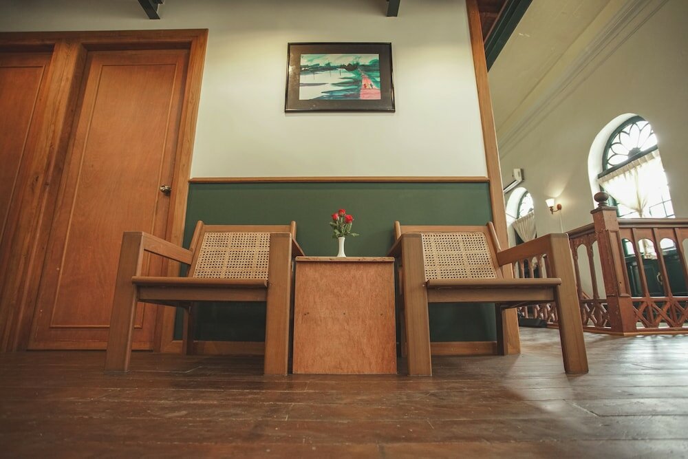 Фото 501 Merchant Bed & Breakfast - Hostel