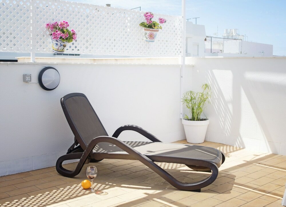 Фото Apartamentos San Francisco by Summerland