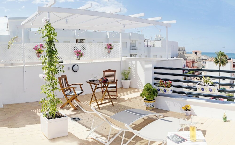 Фото Apartamentos San Francisco by Summerland