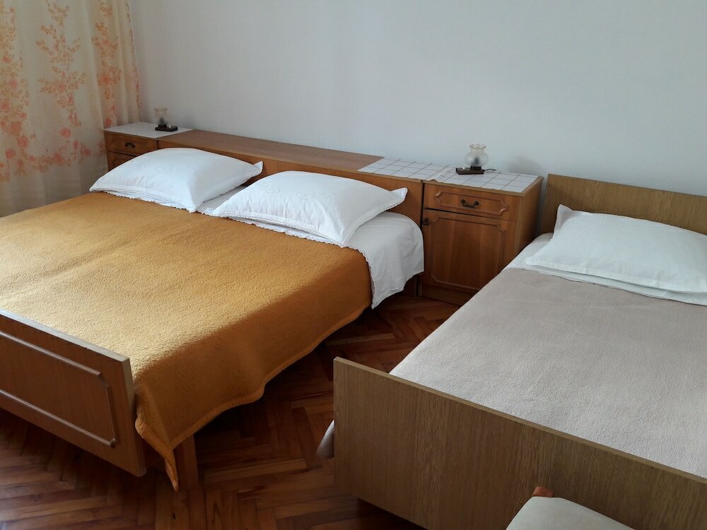 Фото Apartments Metajna X