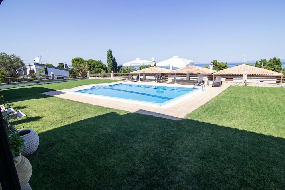 Фото Daphne Villas